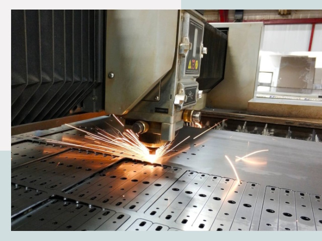 Лазерная резка металла в Красноуфимске от 609 руб.